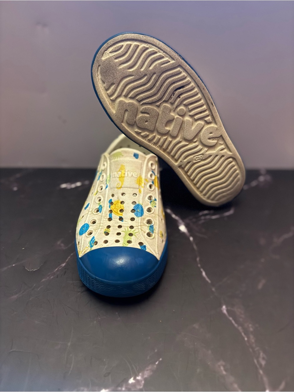 Native Kids Blue-Trim Underwater Slip-On Sneakers